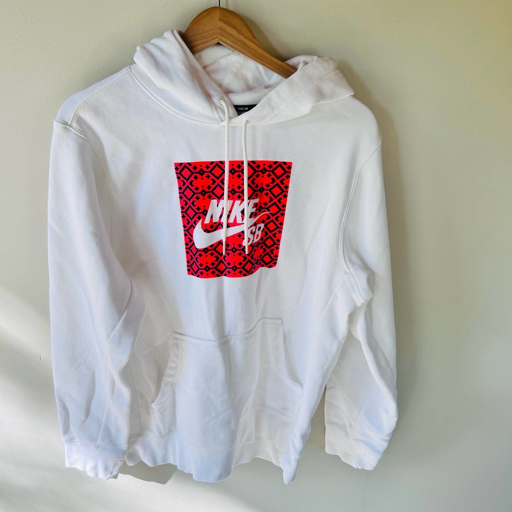 Nike Sb size M oversized white hoodie with red geometric spell out logo print - Picture 1 of 6